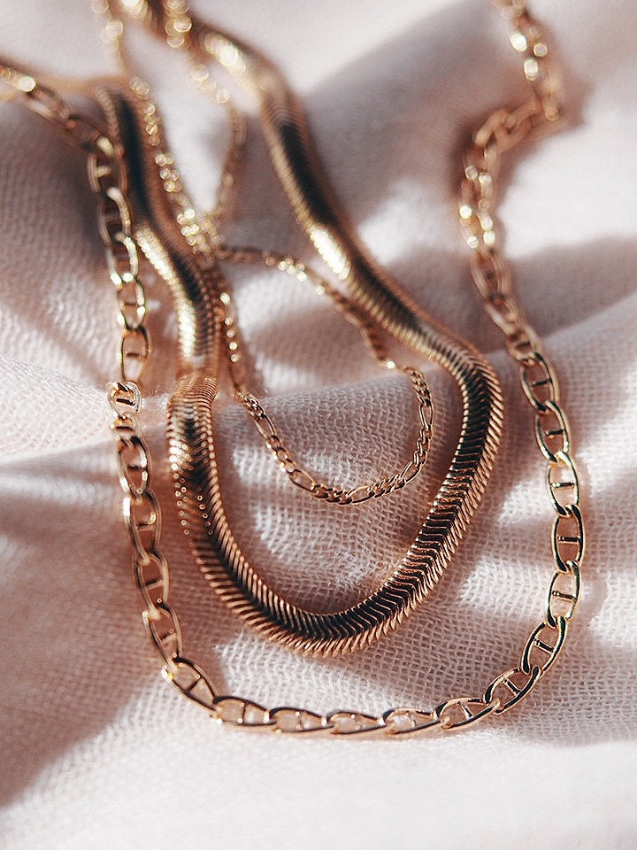 Dreifach Gold Kettenhalsketten-Set von kealohajewelry