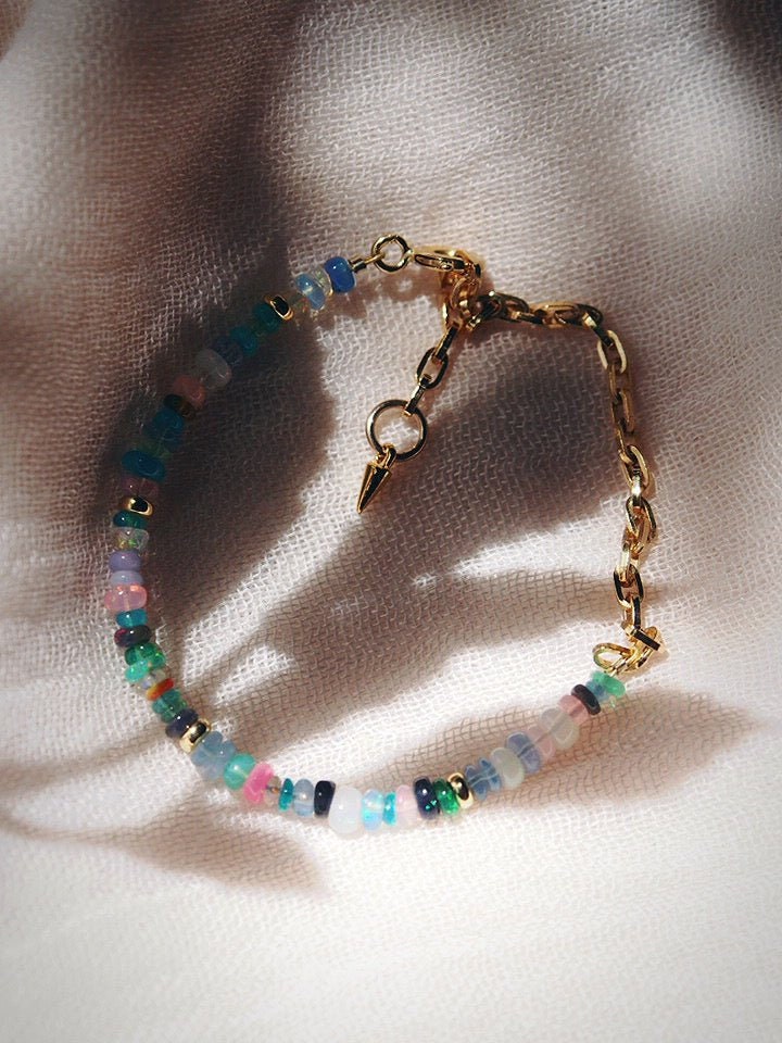 Regenbogenopal & Gold Kettenarmband - Hau'oli von kealohajewelry
