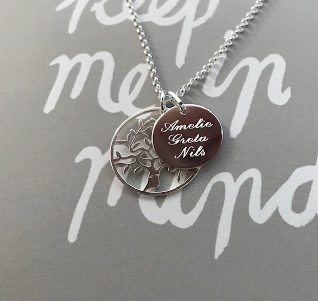Namenskette Lebensbaum - Gravuranhänger Sterling Silber Gravur Wunschtext Familienkette Lebensbaum von keepmeinmindshop