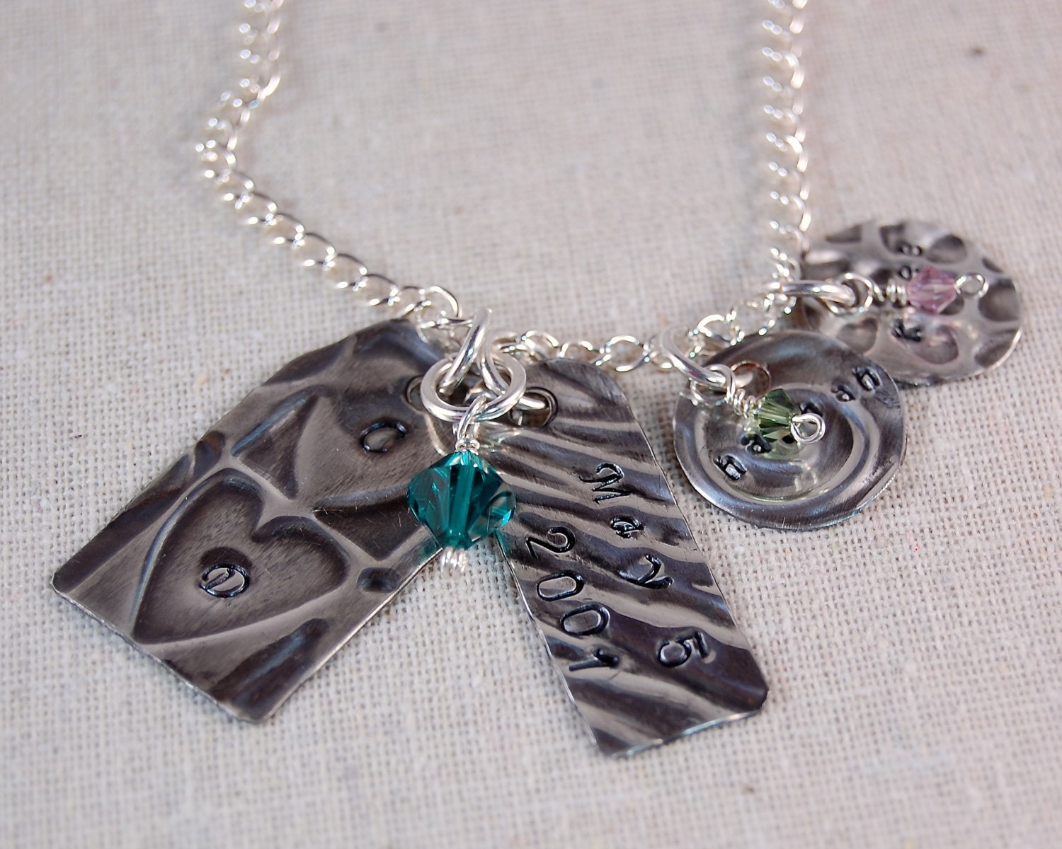 Personalisierte Halskette, Halskette Mutter, Familie Collier, Sterlingsilber, Birthstone Personalisierte Halskette, Halskette Mutter, Familie Collier, Sterlingsilber, Birthstone von kellymaekreations