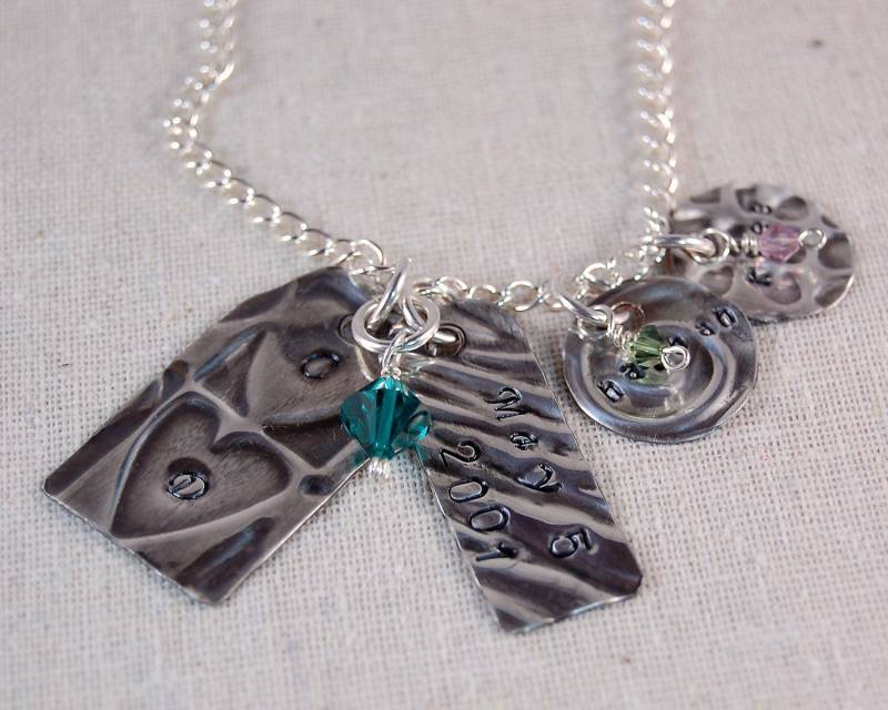 Personalisierte Halskette, Halskette Mutter, Familie Collier, Sterlingsilber, Birthstone Personalisierte Halskette, Halskette Mutter, Familie Collier, Sterlingsilber, Birthstone von kellymaekreations