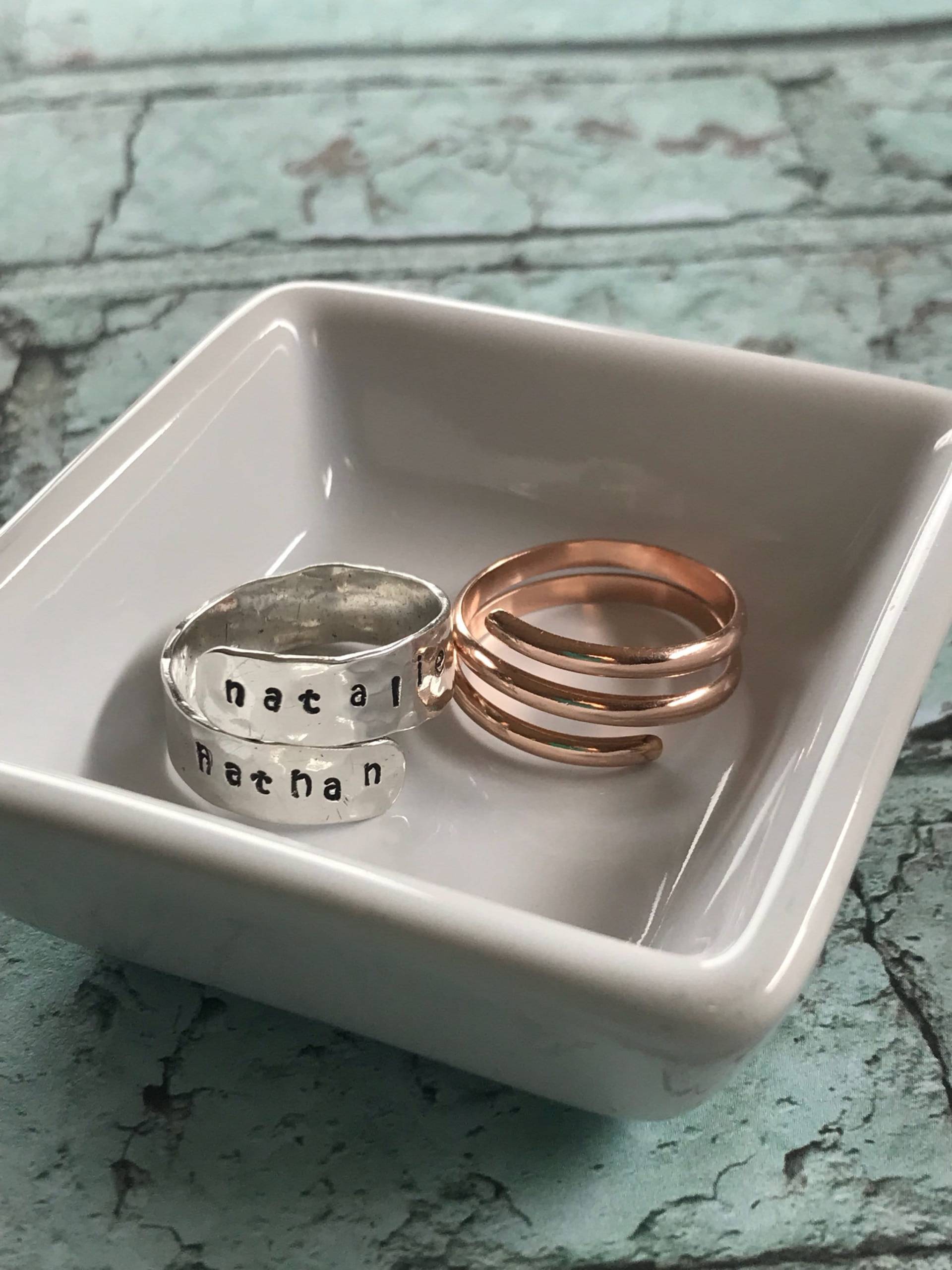Personalisierter Mutterring, Wickelring, Mutter Namensring, Weihnachtsgeschenk Für Sie Personalisierter Mutterring, Wickelring, Mutter Namensring, Weihnachtsgeschenk Für Sie von kellymaekreations