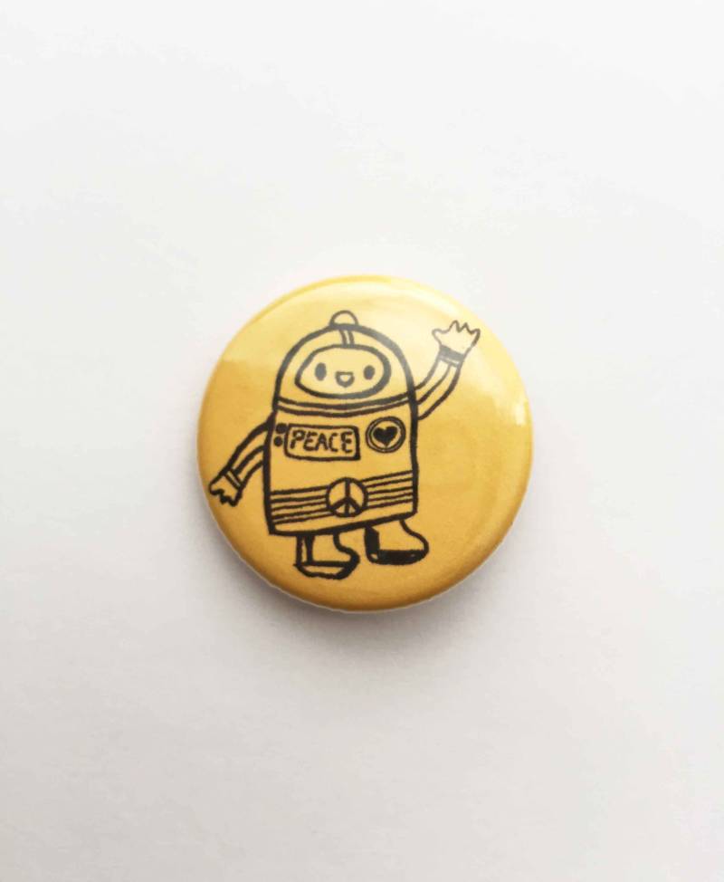 Peace Machine Pinback Button von kellynewcomer