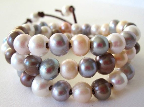 Perle Armband, Dreifach Wickelarmband, Lederwickelarmband, Multi Wrap Süßwasserperlen, Leder Schmuck von keyLimeGiraffedesign