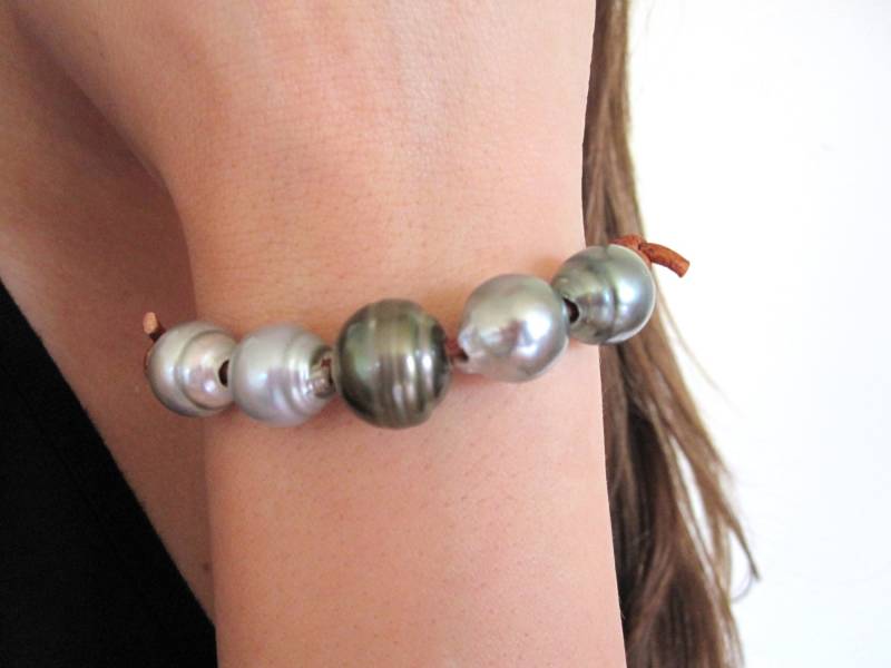 Tahiti Armband, Perlen Und Leder, Leder Schmuck, Hawaii Südsee Perle, Boho von keyLimeGiraffedesign