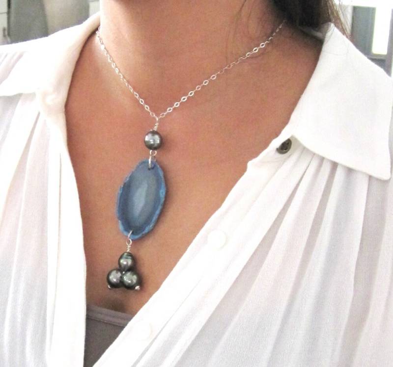 Tahiti Perlenkette Silber, Blauer Edelstein Anhänger Halskette, Südsee Perlen, Achat Perlen Und Halskette, Boho Chic von keyLimeGiraffedesign