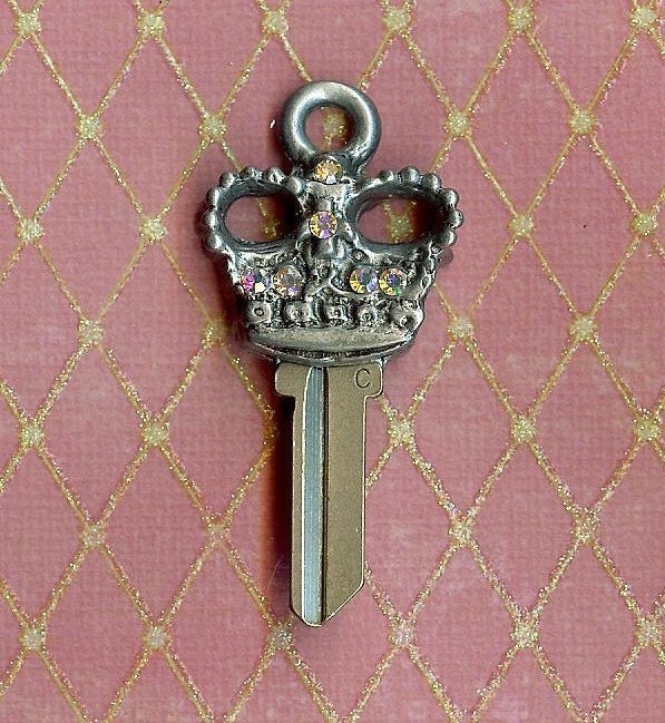 Hausschlüsselrohling/Hausschlüsselrohling, Mit Aurora Borealis Swarovski Kristallen Hausschlüsselrohling/Hausschlüsselrohling, Mit Aurora Borealis Swarovski Kristallen von keystomycastle