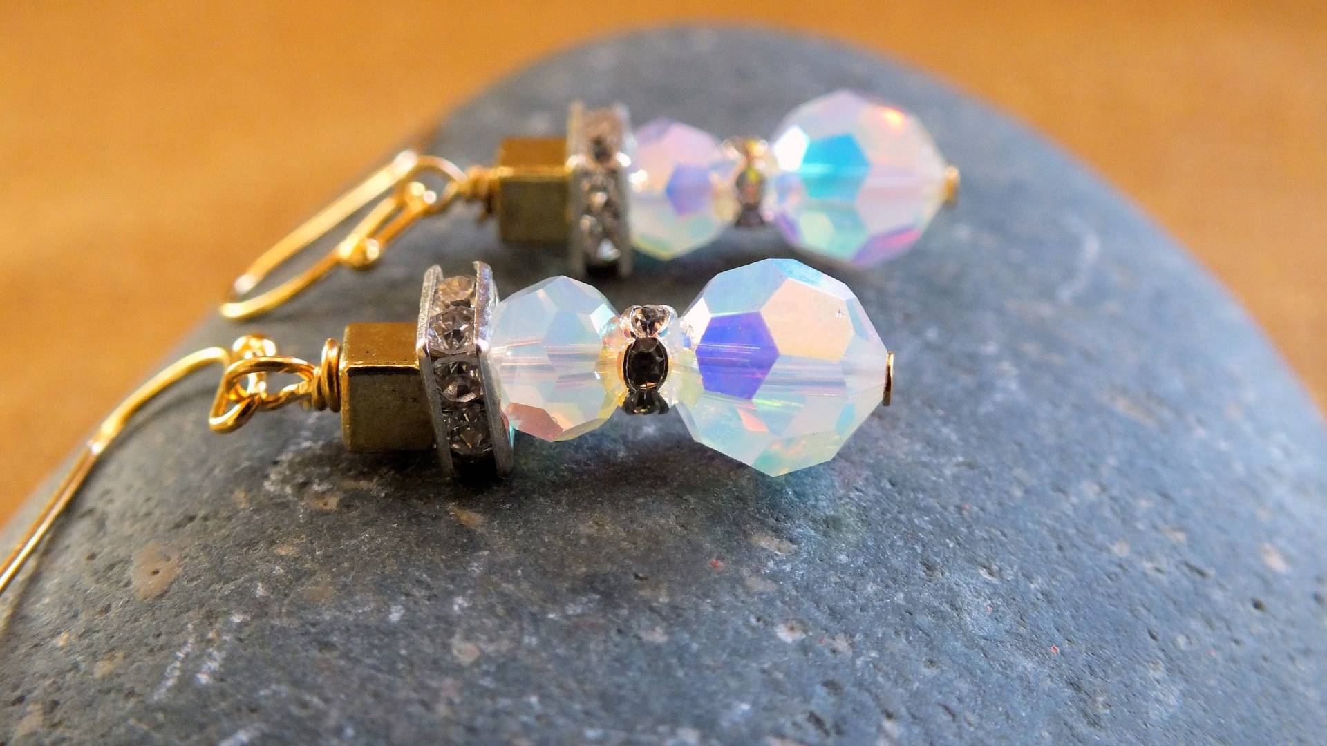 Swarovski Schneemann Crystal Opal Ohrringe-On 14K Gp-Holiday Ohrringe von keywestdesigning