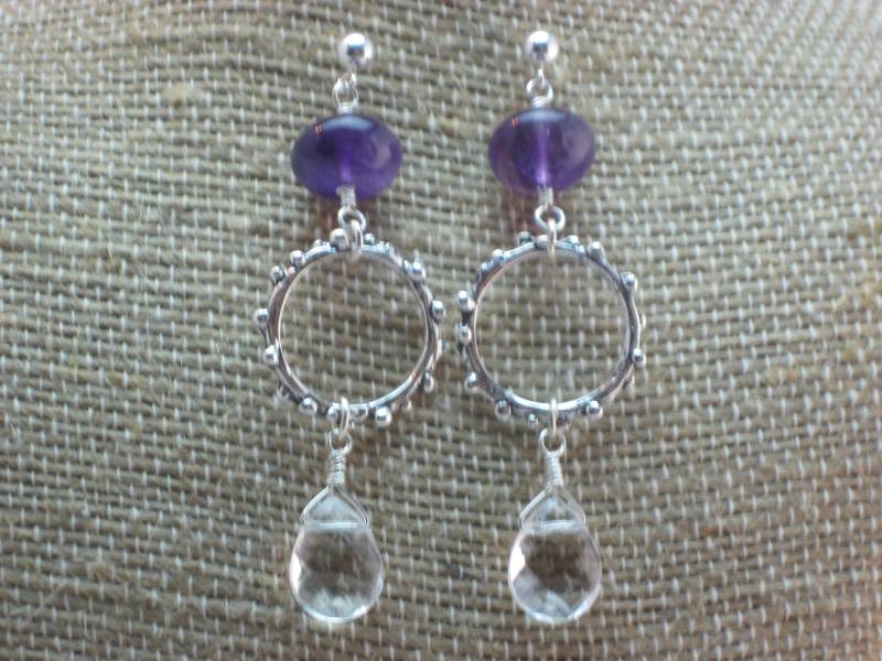 Amethyst, Kristallquarz, Zola Elements Silber Tropfen Ohrringe von kgdezines