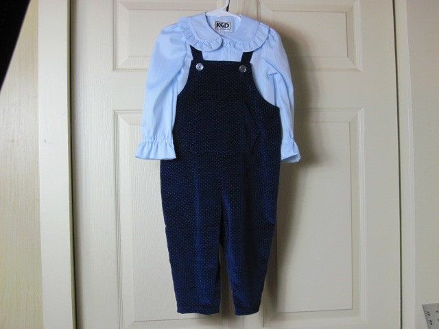 Blaue Samt Overalls Mit Bluse - Größe 18 Monate von kgdezines