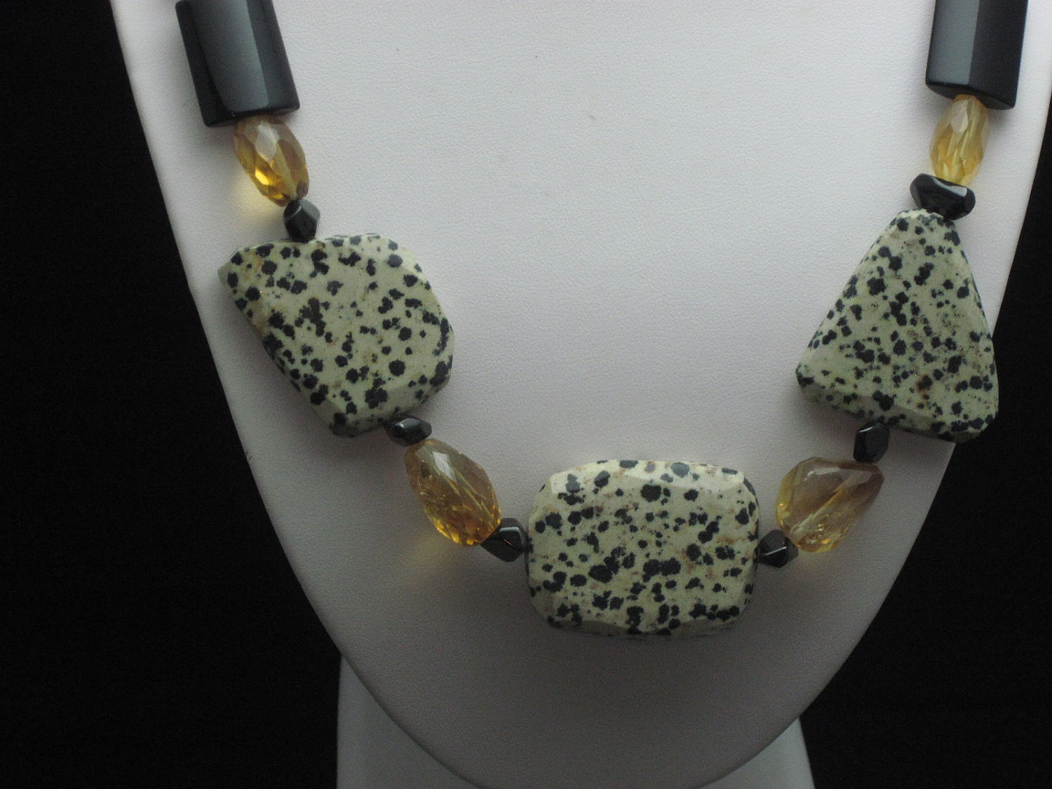 Dalmatiner Jaspis Und Onyx Chunky Statement Halskette Set von kgdezines