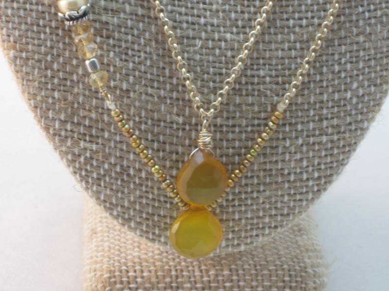 Queen Es Delight Goldener Citrin, Chalcedon Und Goldene Perlen Doppelstrang Halskette von kgdezines