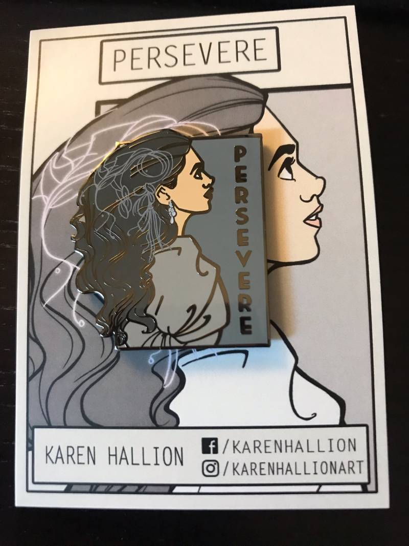 Persevere - Misprint She Serie Anstecknadel von khallion