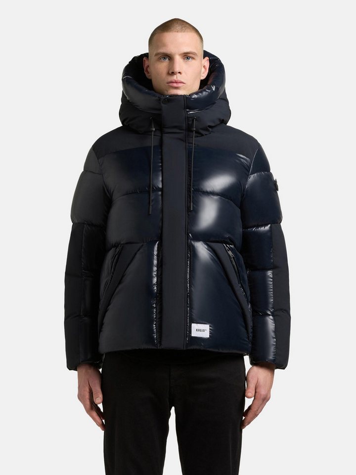 khujo Steppjacke Alst Schimmernde Herren Jacke mit innenliegenden Rucksack-Trägern khujo Steppjacke Alst Schimmernde Herren Jacke mit innenliegenden Rucksack-Trägern von khujo