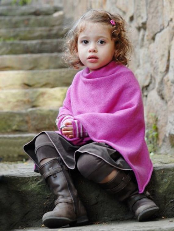 Kaschmir Poncho Für Jungen Und Mädchen Kaschmir Poncho Für Jungen Und Mädchen von kidcashmere