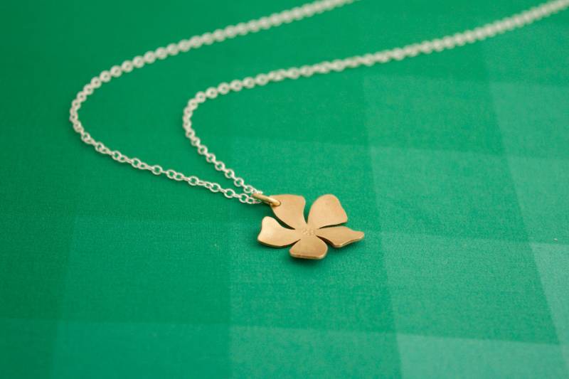 Frühling Blume Anhänger, Zarte Messing Blume, Bronze Blumenanhänger Frühling Blume Anhänger, Zarte Messing Blume, Bronze Blumenanhänger von kikibyKV