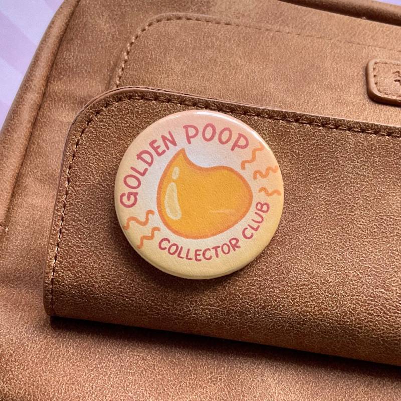 Golden Poop Collector Club - Zelda Korok Samen Button Anstecker 38mm von kikolettaCrafts