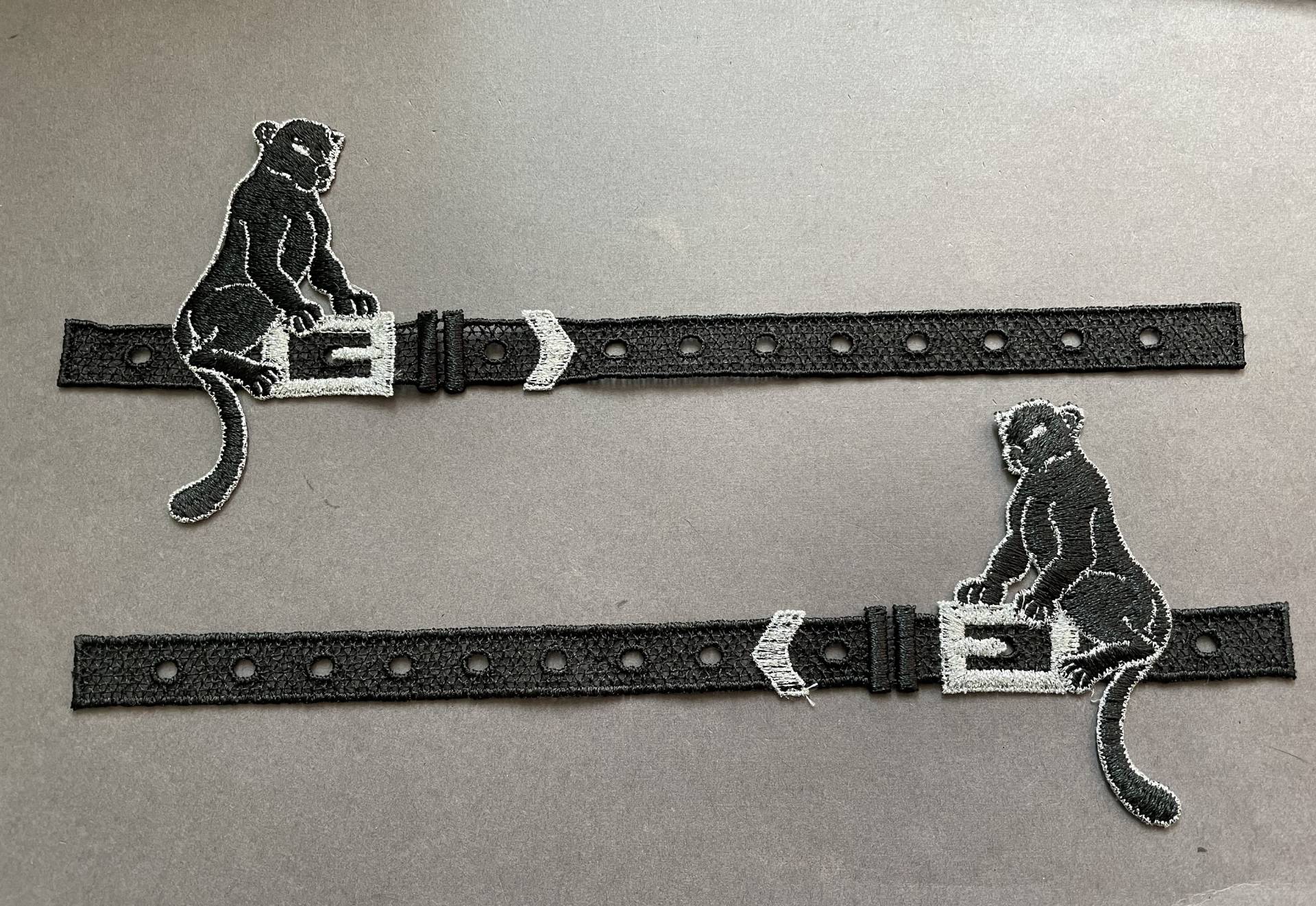 Black Panther Schnallenverschluss-Paar Black Panther Schnallenverschluss-Paar von kimthayer