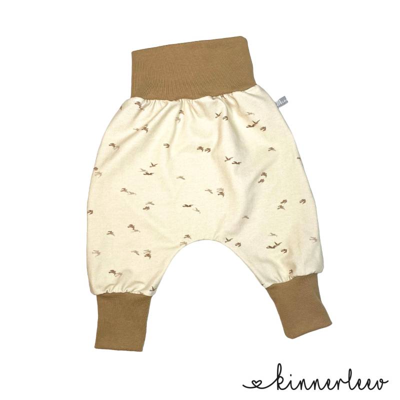 Baby-Pumphose Creme Schwalben Beige Babyhose Jersey Mädchen Junge Baby-Pumphose Creme Schwalben Beige Babyhose Jersey Mädchen Junge von kinnerleev