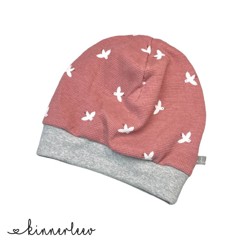 Beanie Mütze Schwalben Terrakotta Waffeljersey Baby Kinder Mädchen von kinnerleev