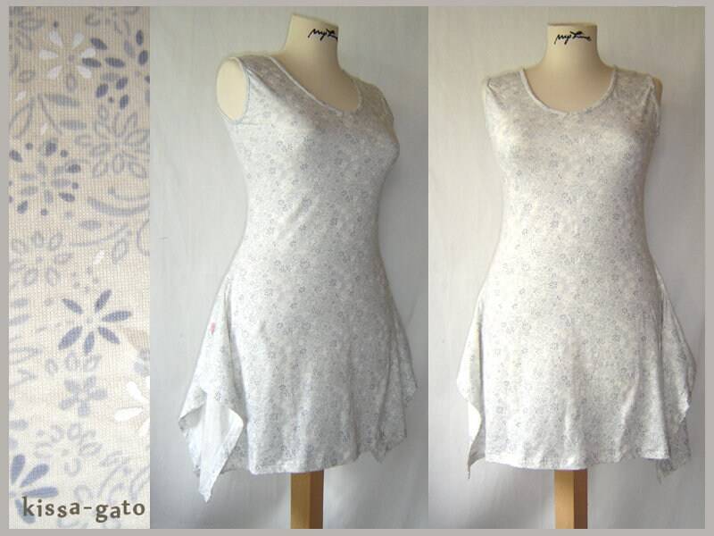 Tunika Siba Kleid Longshirt Weiß Blau Grau Blumen Lagenlook Shirt Kissagato L Xl von kissagato