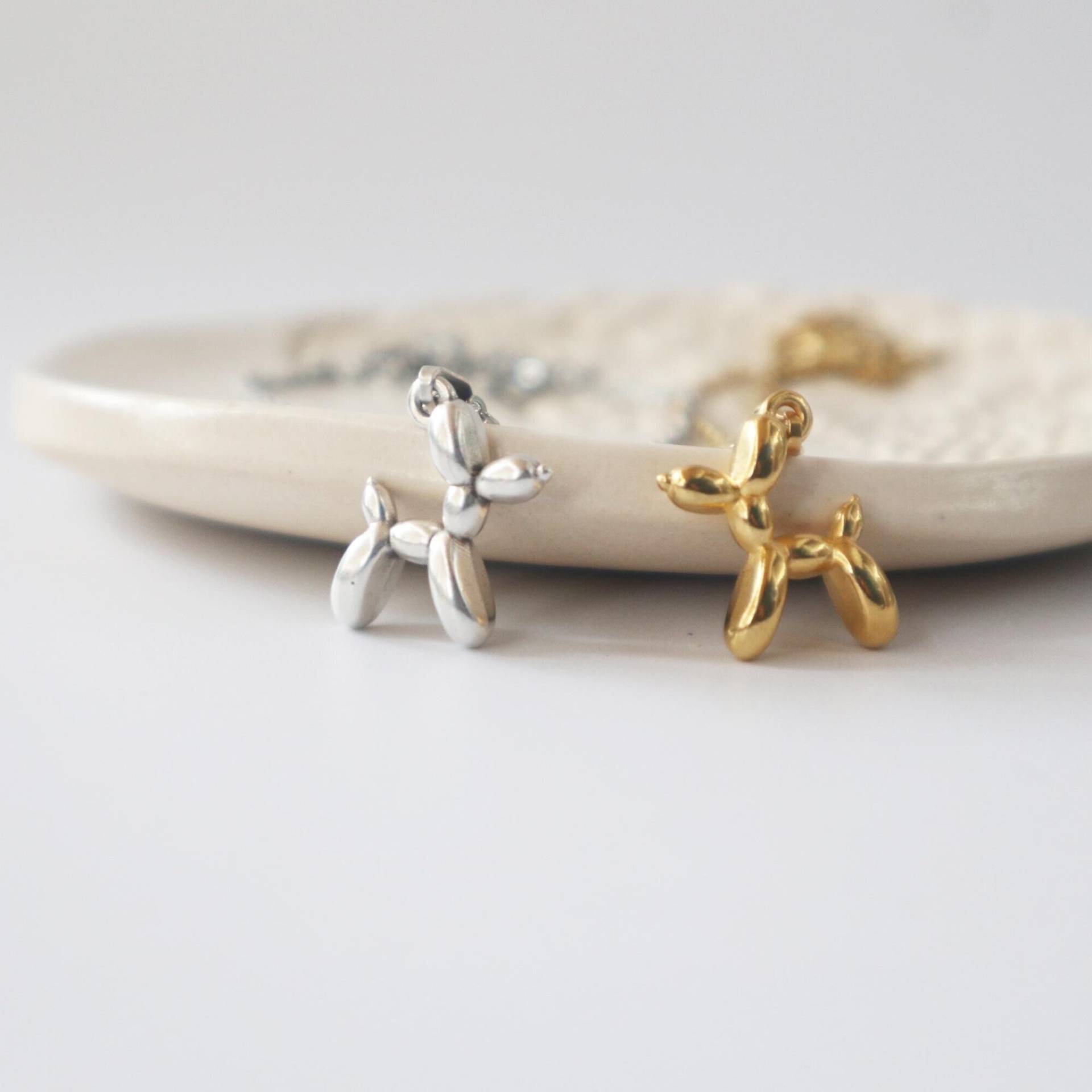 Bezaubernde Silberne Halskette Mit Ballonhund-Anhänger - Süßer Und Stilvoller Schmuck, Geschenk Für Sie von kissthatfrogeu