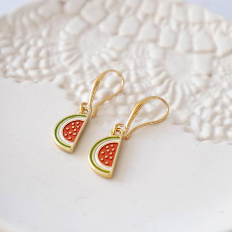 Einzigartige Wassermelonen-Ohrhänger - 24 Karat Vergoldeter Obstschmuck von kissthatfrogeu