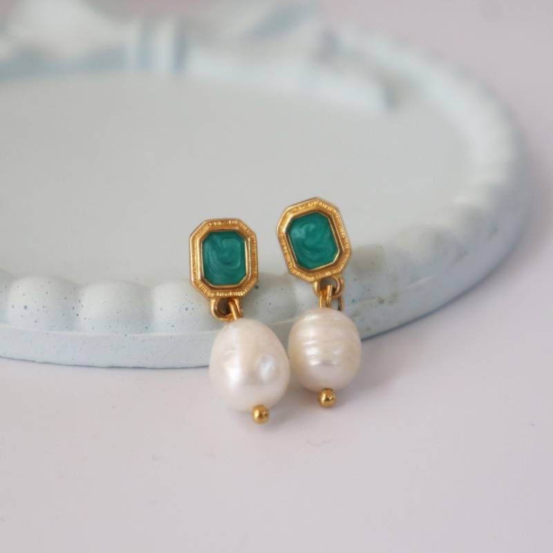 Grün Ohrringe Mit Perle Barocke Perlenohrringe Perlenschmuck Im Vintage-stil Weihnachtsgeschenk Für Sie Jahrestagsgeschenk von kissthatfrogeu