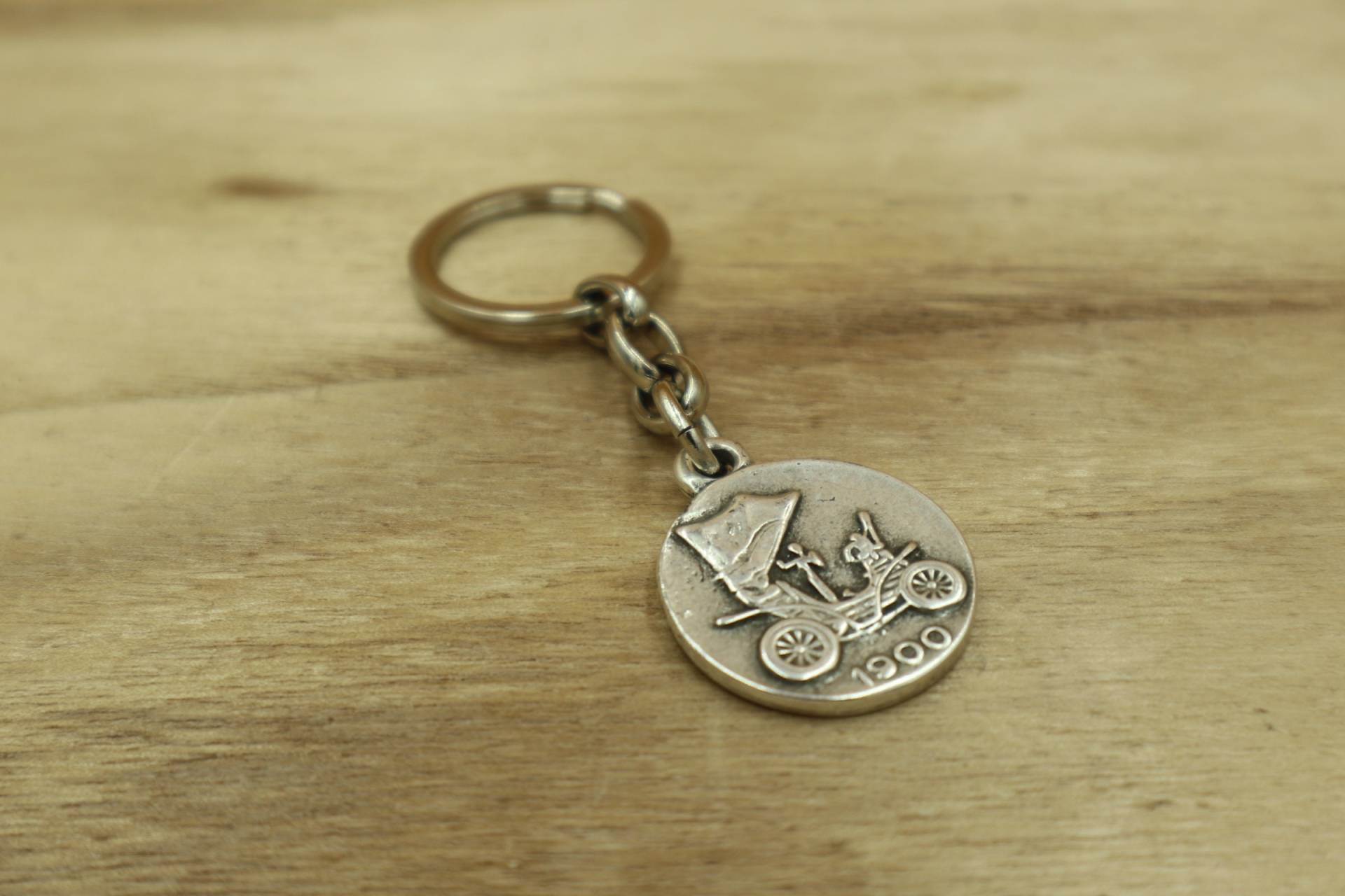 Oldsmobile Schlüsselanhänger, Auto Schlüsselanhänger, Reisegeschenk, Auto Geschenk, Fahrprüfung Geschenk von kissthatfrogeu