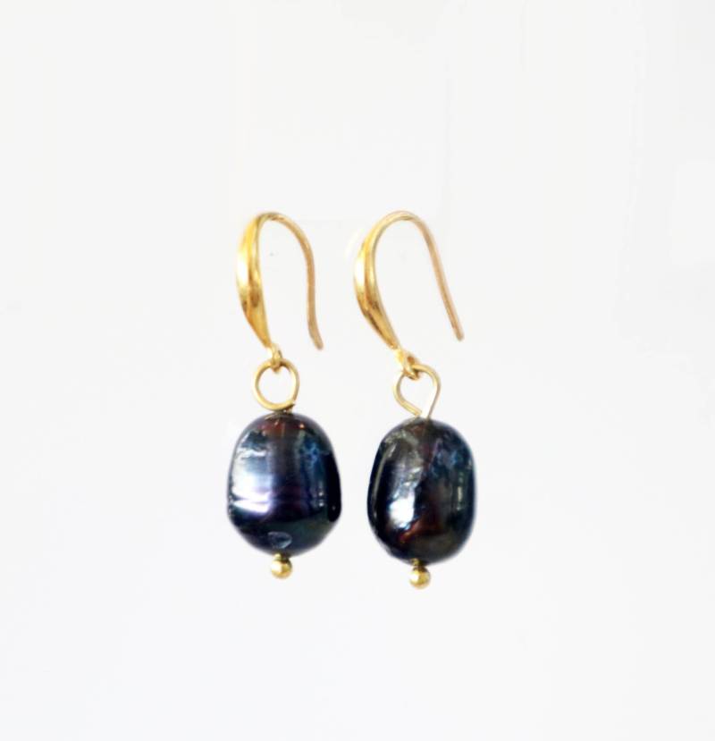 Schwarz Ohrringe Mit Perle Barocke Perlenohrringe Perlenschmuck Im Vintage-stil Weihnachtsgeschenk Für Sie Jahrestagsgeschenk von kissthatfrogeu