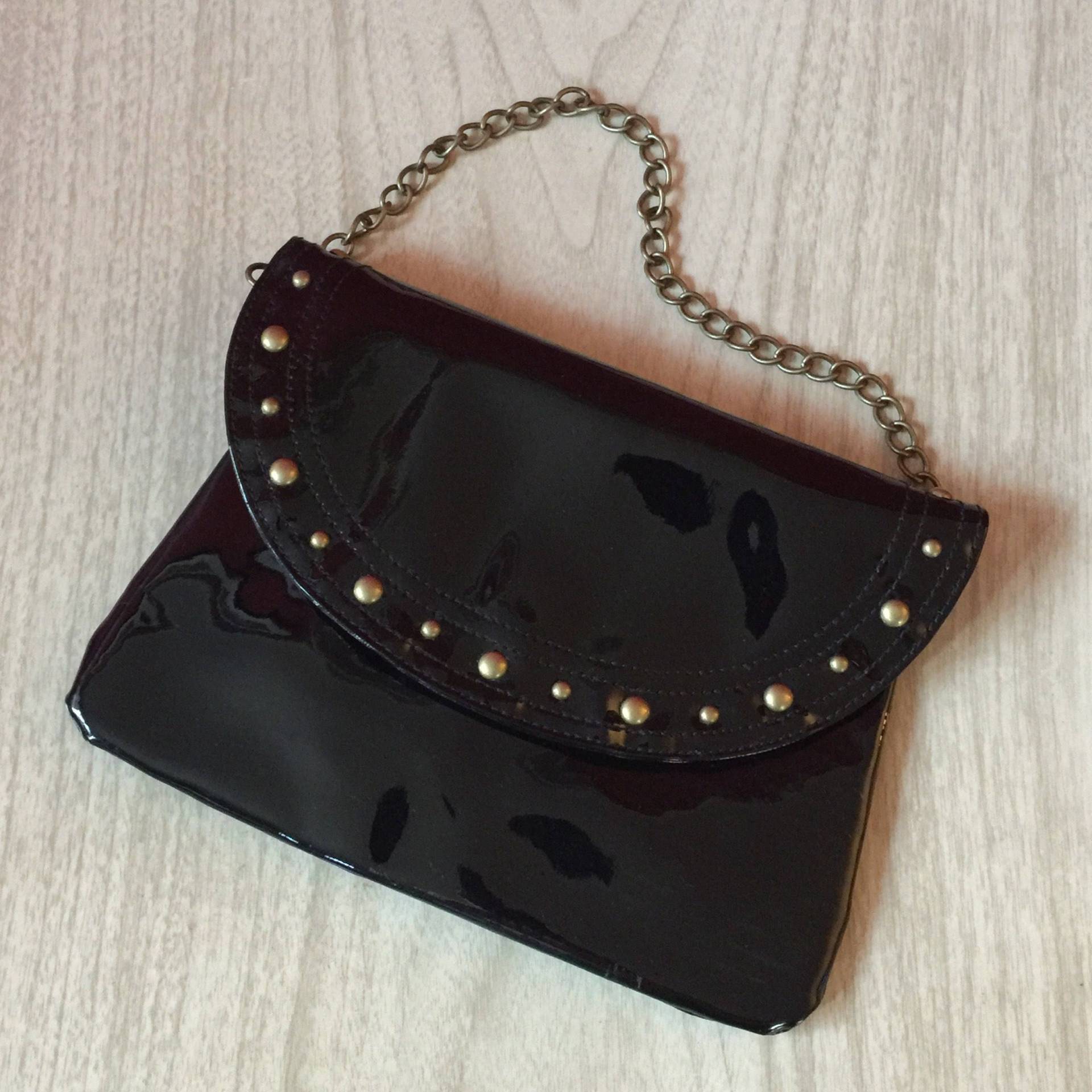 Nos Nieten Schwarze Vinyl Clutch Geldbörse Vintage 1990S/00S Era von kitschbitchvintage