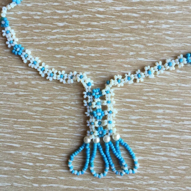 Vintage Türkis Und Weiße Südwestlichen Kunststoffperlen-Halskette von kitschbitchvintage