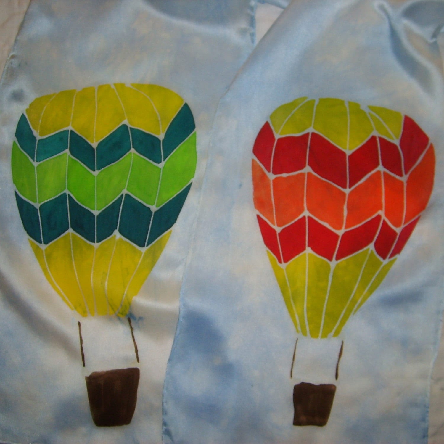 Heißluftballon Seidenschal Heißluftballon Seidenschal von kjmSILKS