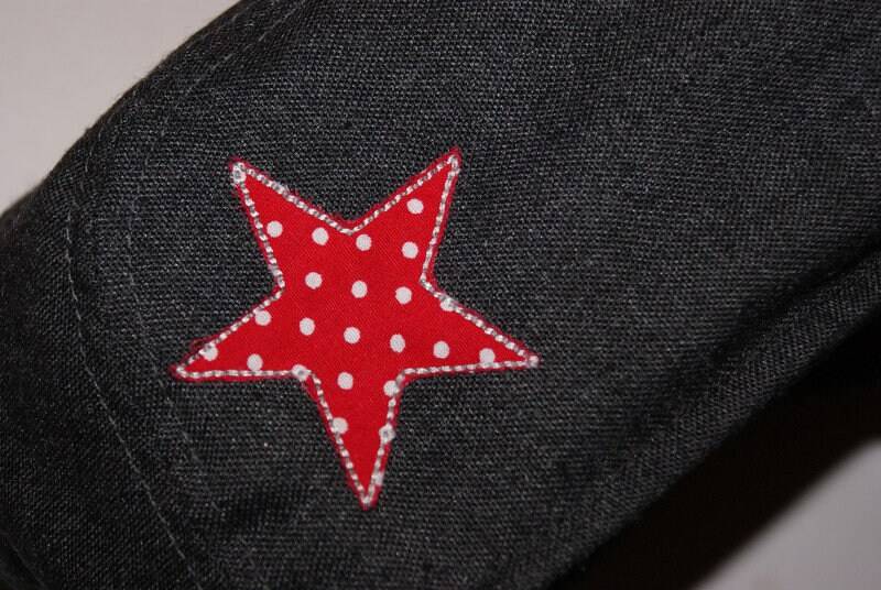 Extra Sternapplikation in Wunschfarbe von klecksundklaerchen