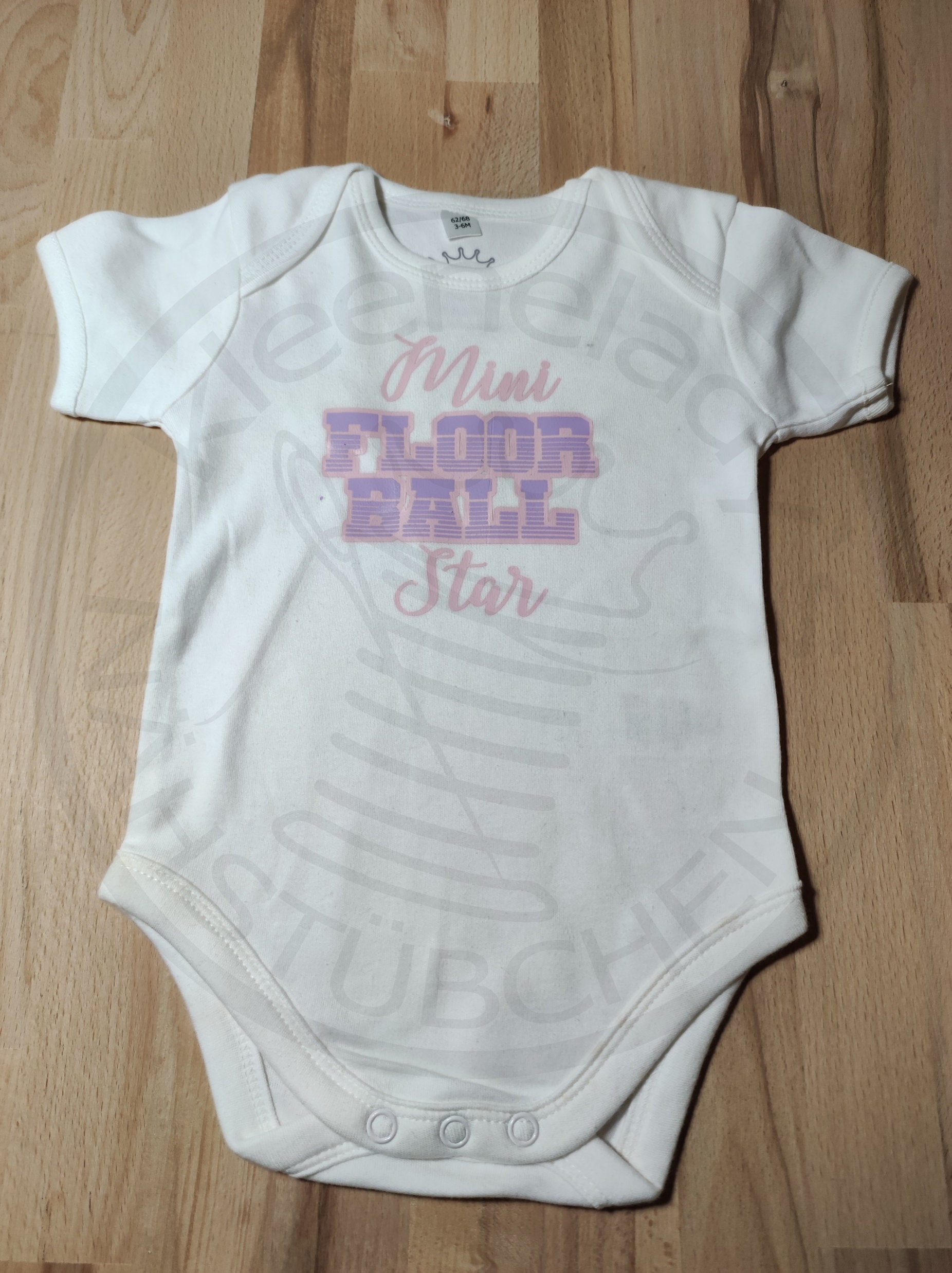Body "Mini Floorball Star", Größe 62/68 von kleeneladys