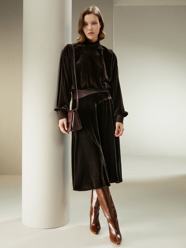 LILYSILK Damen Eleganter Samt-Rollkragenpullover | Weich & Gerader Schnitt | Schoko-Pflaume XS