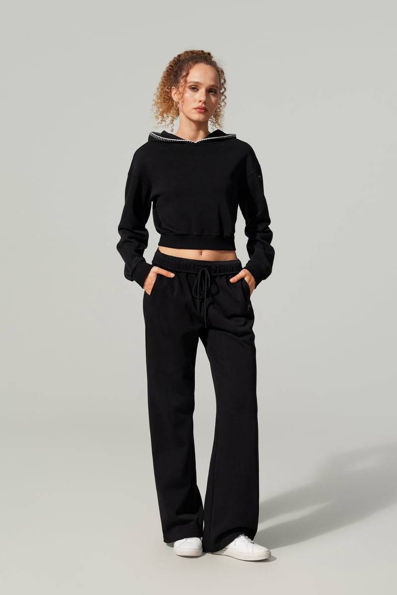 LILYSILK Damen Seamflow Stride Jogginghose Schwarz XS - Seidig Weich, Atmungsaktiv & Stylisch für Komfort & Eleganz LILYSILK Damen Seamflow Stride Jogginghose Schwarz XS - Seidig Weich, Atmungsaktiv & Stylisch für Komfort & Eleganz