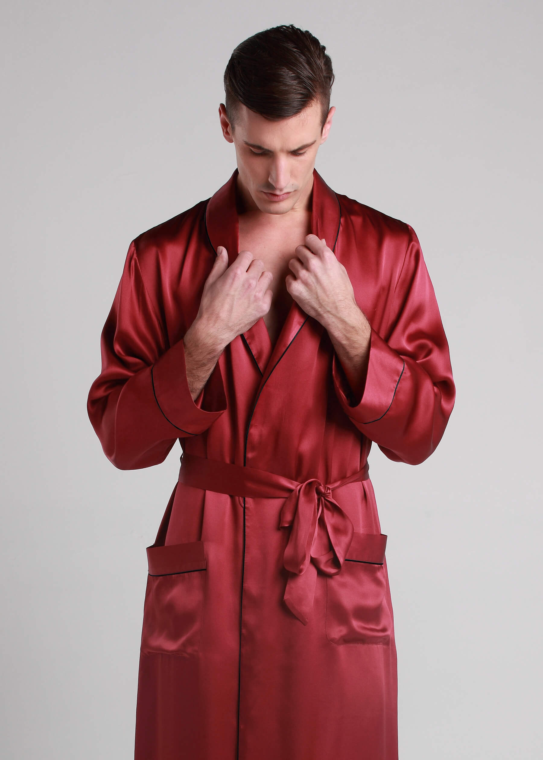 LILYSILK Morgenmantel Seide Herren Rotwein Deutschland Reine Seide Klassische Zeitlose Atmungsaktiv Superleicht XL LILYSILK Morgenmantel Seide Herren Rotwein Deutschland Reine Seide Klassische Zeitlose Atmungsaktiv Superleicht XL