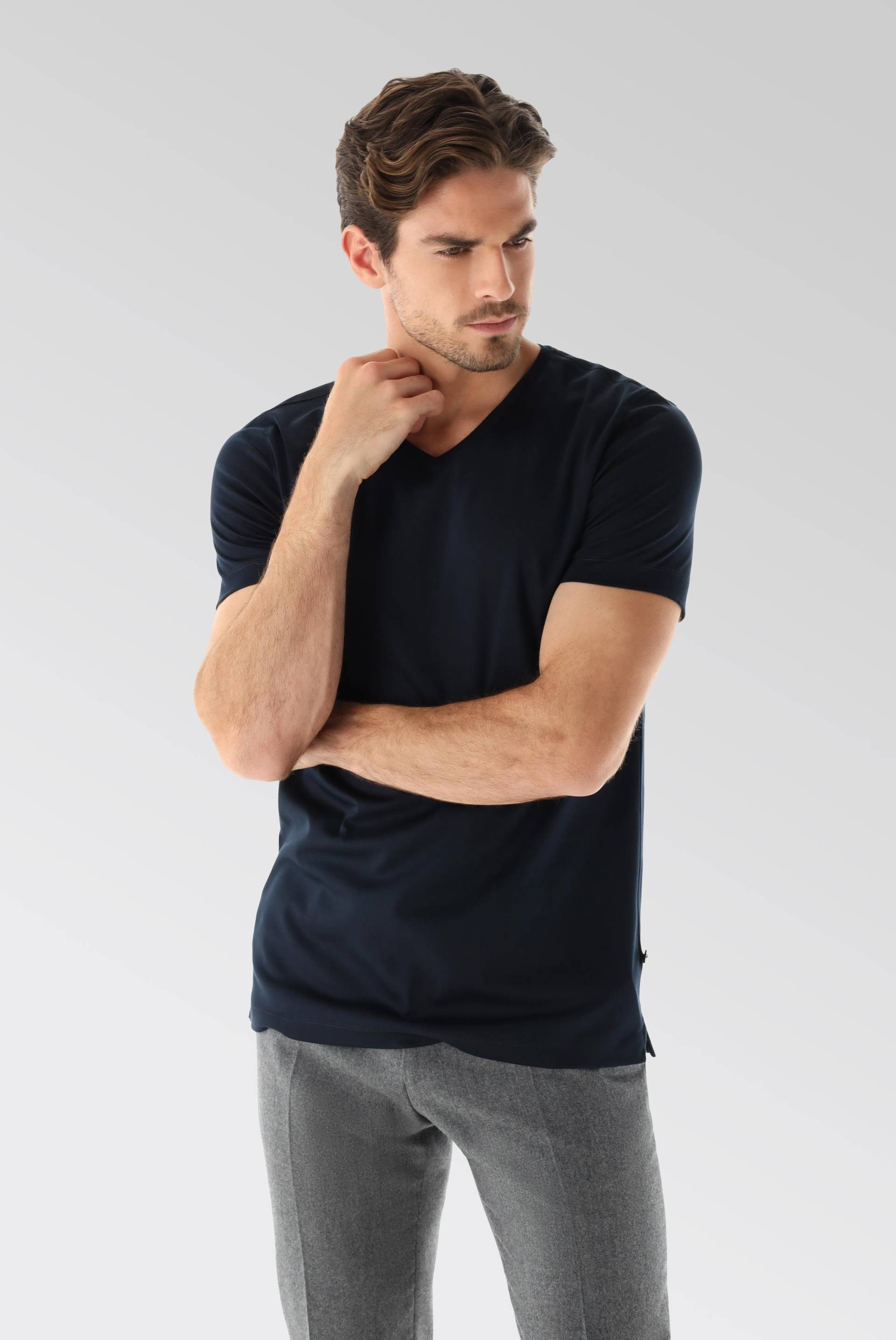 Hochwertiges Herren T-Shirt mit V-Ausschnitt aus Baumwolle Slim Fit Dunkelblau