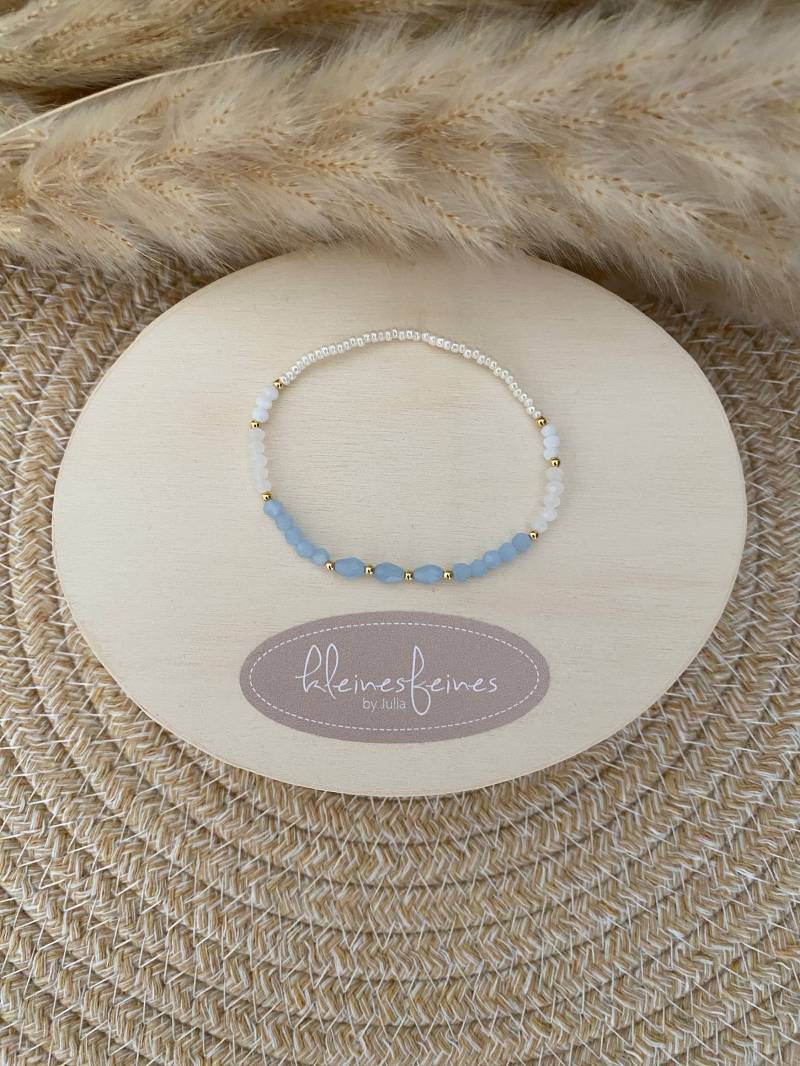 Filigranes Perlenarmband Armband Braut Hochzeit Trauzeugin Brauch Perlen Glasschliffperlen Blau Weiß Gold Zart Fein Elegant Pearlglanz von kleinesfeinesBayern