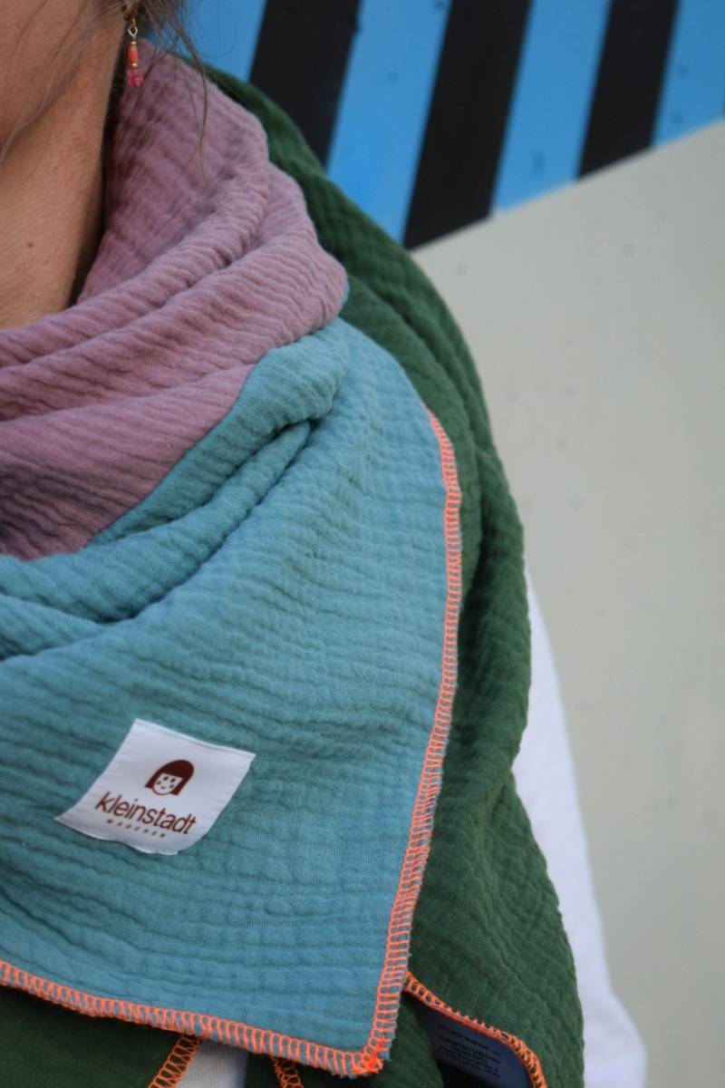Dreifarbiger Musselinschal Damen | Handmade Schal Aus Bio Musselin Soft, Leicht & Dein Everyday-statement Dreifarbiger Musselinschal Damen | Handmade Schal Aus Bio Musselin Soft, Leicht & Dein Everyday-statement von kleinstadtmadchen