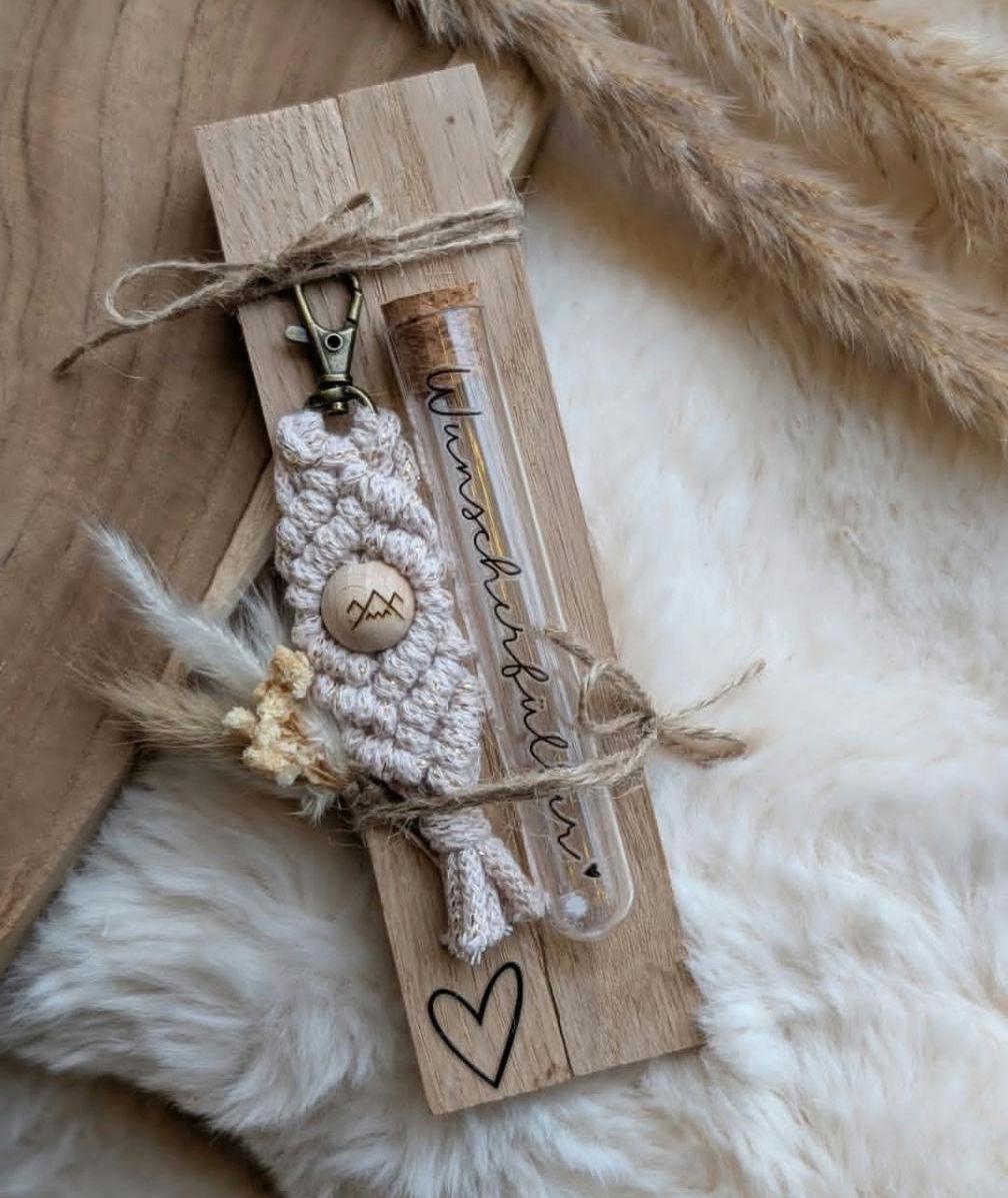 Wunscherfüller Geldgeschenk Geburtstag, Frauengeschenk, Mitbringsel, Für Freundin, Mit Reagenzglas, Makramee von kleinundfeinbyariela