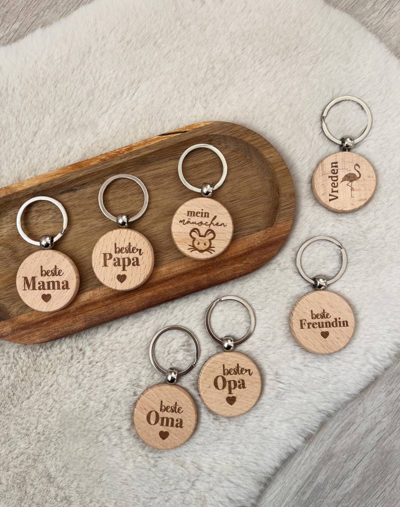 Schlüsselanhänger Holz Personalisiert Handmade Weihnachten Geschenk Adventskalender Beste Mama/Oma Bester Papa/Opa von kleinundfeinvreden