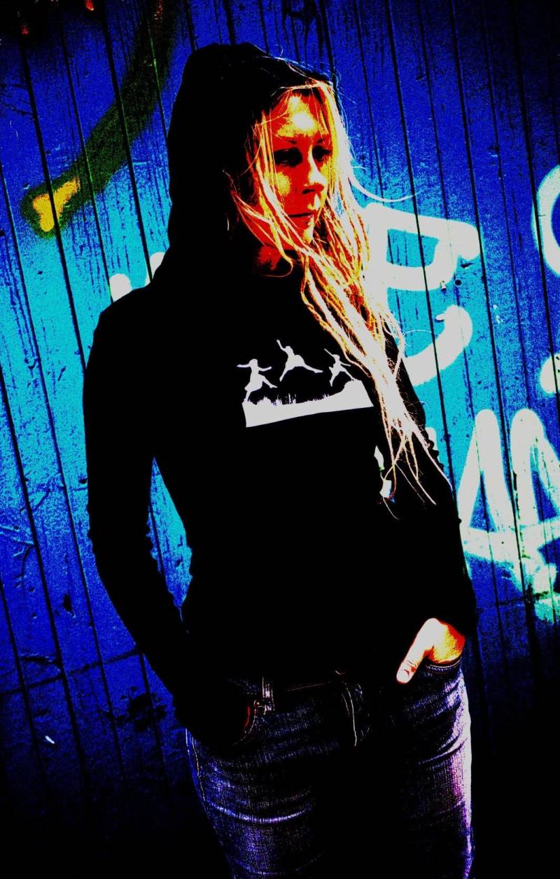 3 Tänzerin Frauen Hoodie - Tanz-Hoodie, Siebdruck Hoodie, Tanzabnutzung, Yoga Top, Longsleeve Grafik Hoodie von kleno