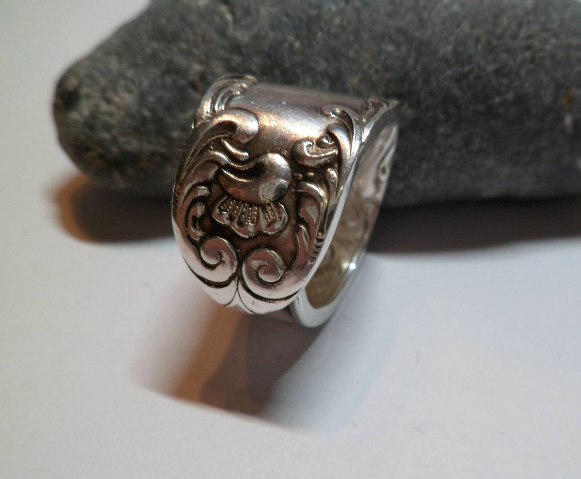 Besteckschmuck Ring " Rokoko Versilbert Auflage von klunkerschmiede