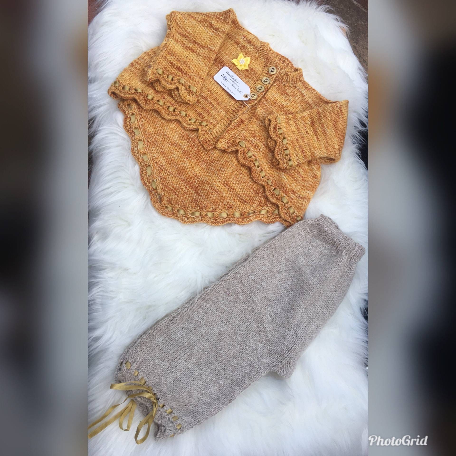 Trendige Strickjacke Und Hose Mit Abgerundetem Rücken Für Kleinkinder Trendige Strickjacke Und Hose Mit Abgerundetem Rücken Für Kleinkinder von knisaknits