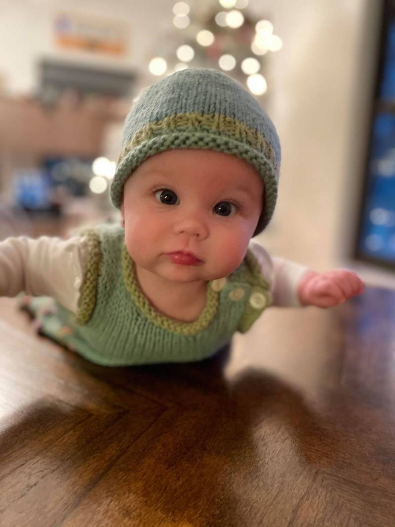 Handgestrickte Baby Mütze Aqua Baumwolle Angora Mischung, 3-16 Monate von knitincolor