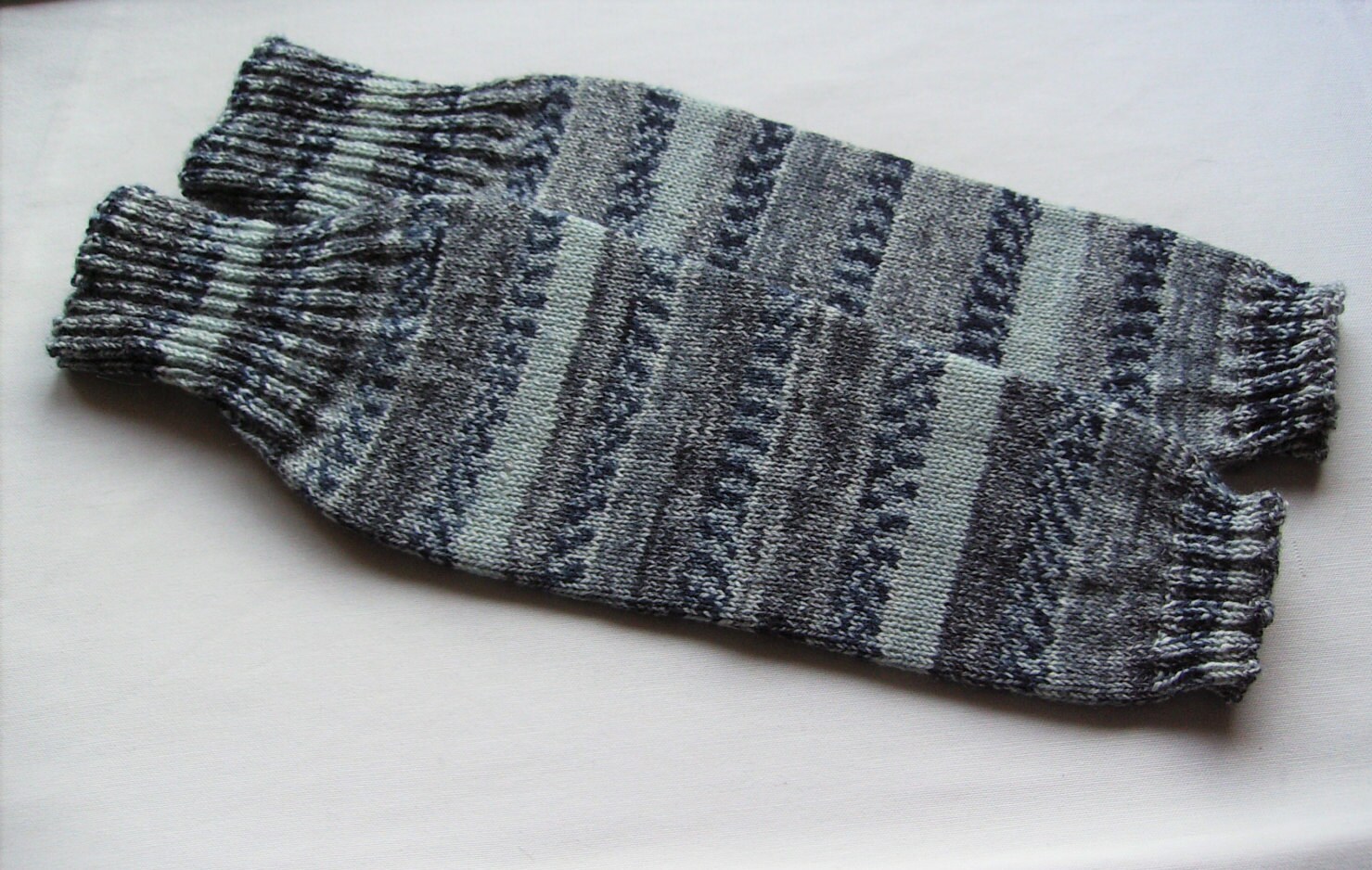 Handgestrickte Wollstulpen Gemusterte Stiefelstulpen Handgestrickte Wollstulpen Gemusterte Stiefelstulpen von knitogethersox