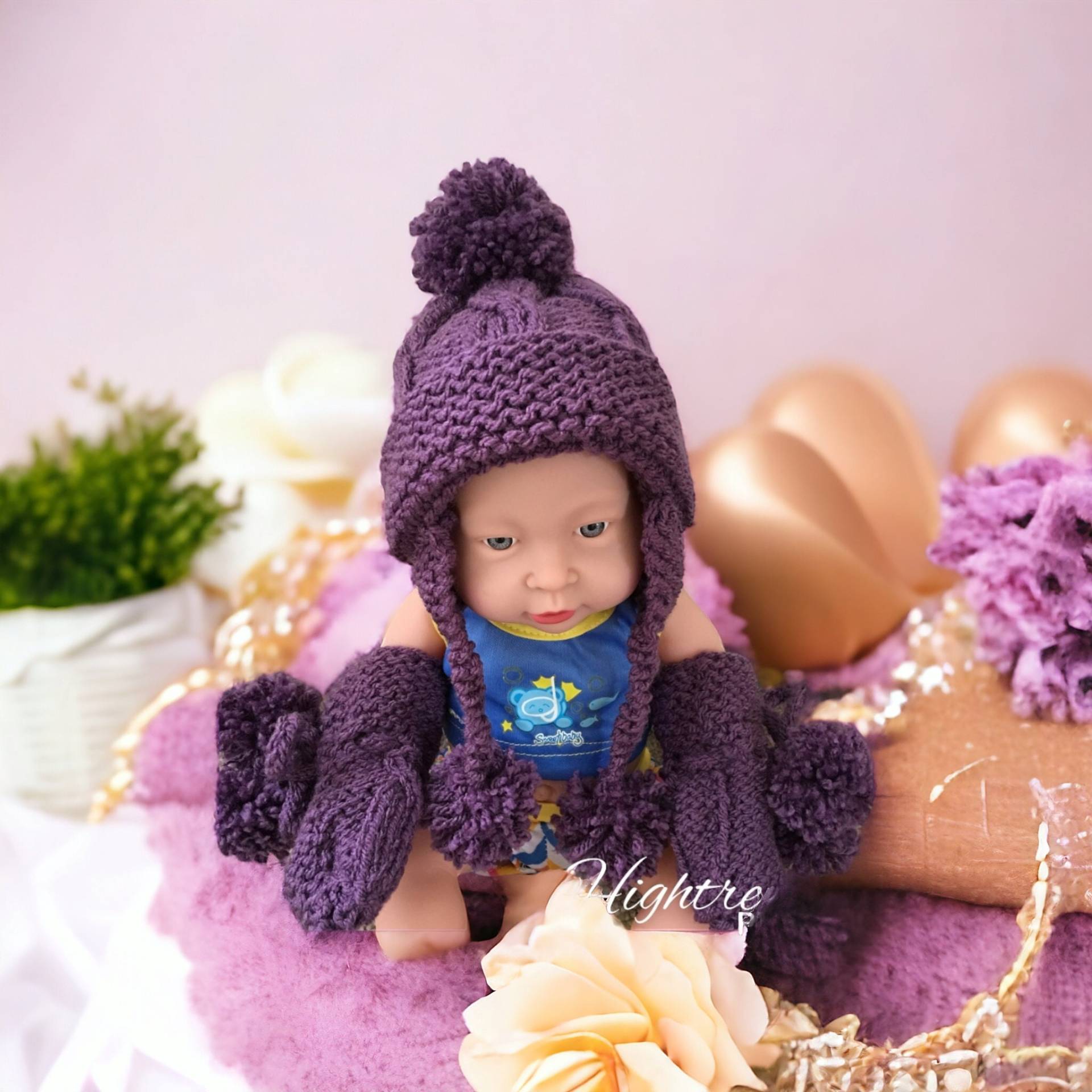 Babys Mütze Und Handschuhe Set Mit Zopfmuster Größe 0-6 Monate von knittingcog