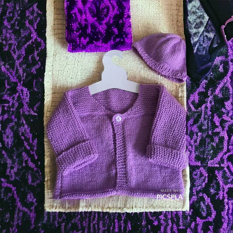 Neugeborene Baby Mädchen Strickjacke Und Mütze von knittingcog